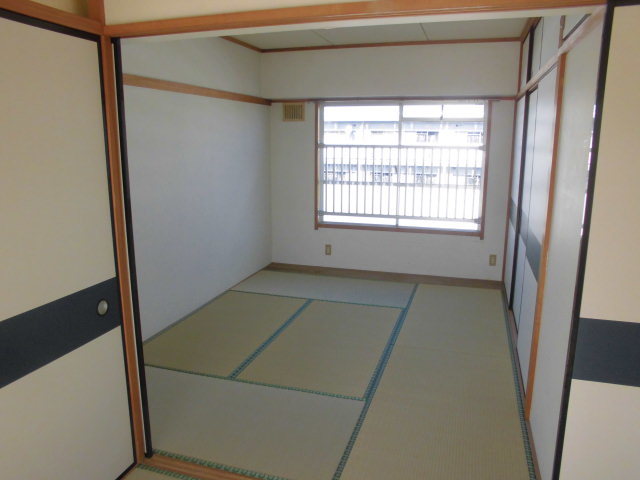 サンコーポラス美濃平田の和室の写真（間取図4）