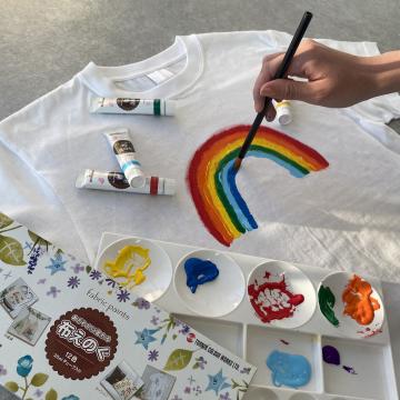 絵具でTシャツ作成画像
