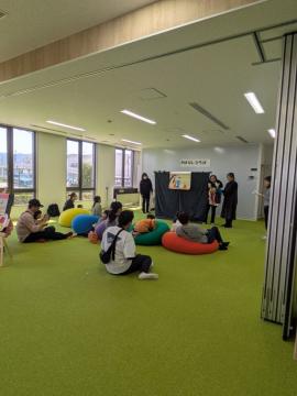 おはなしひろば開催中