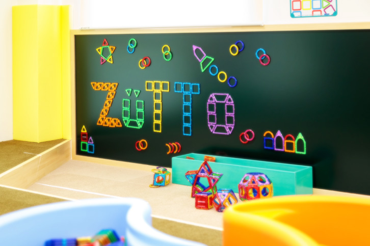 パズルで描いたZuTTOの文字