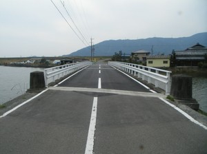 万寿新田大橋補修後の写真