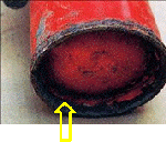 消火器の溶融部とその周辺の腐食の写真