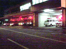 消防署車庫の写真