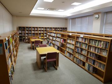 簡易図書室の写真（南濃コミュニティセンター）