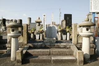 今尾常栄寺薩摩工事義歿者墓の写真