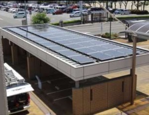 海津市総合福祉会館ソーラーパネル設置の写真