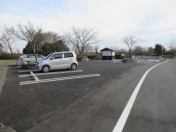 西から見た北部浄水公園の写真